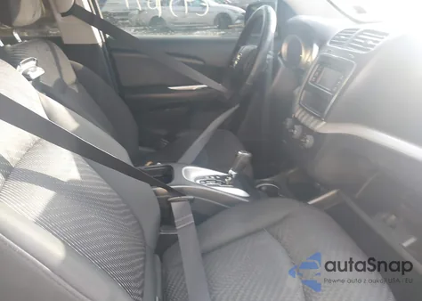 2016 Dodge Journey Se z USA, uszkodzony, nr VIN 3C4PDCAB8GT239992